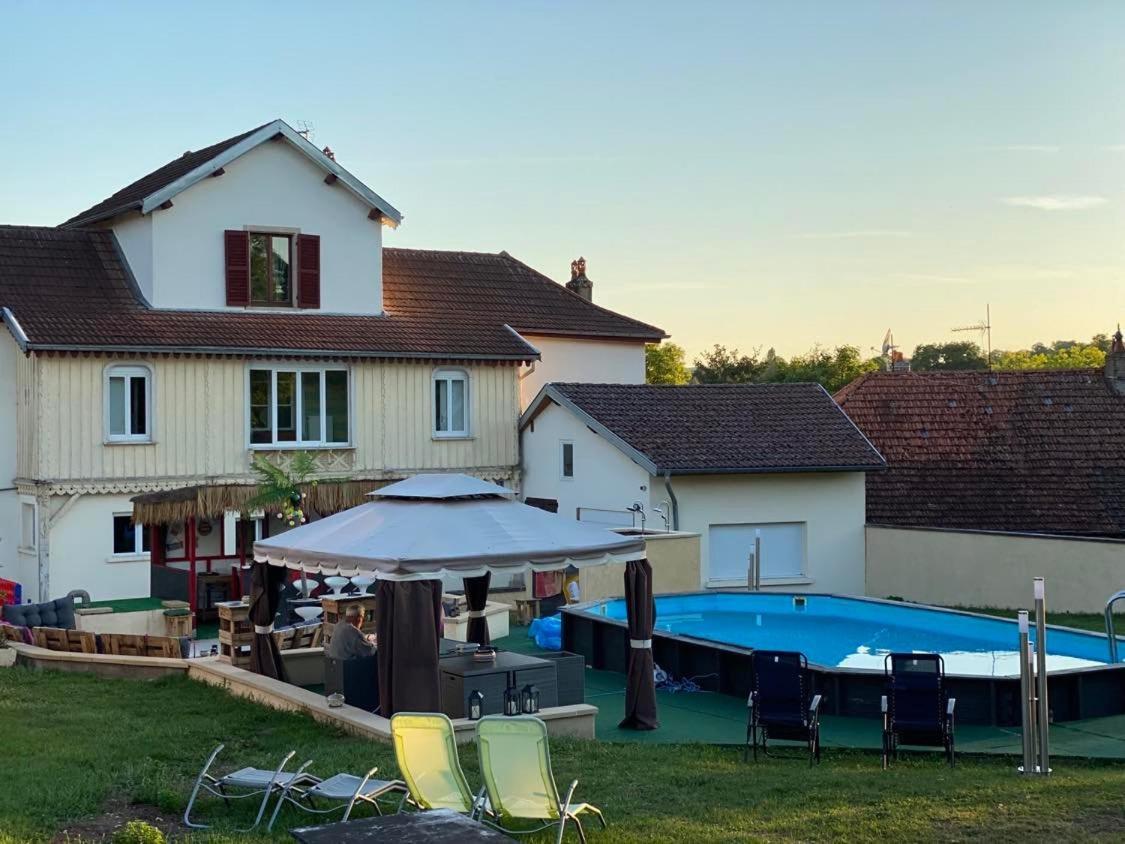 Villa Sainte Barbe Mirecourt Kültér fotó